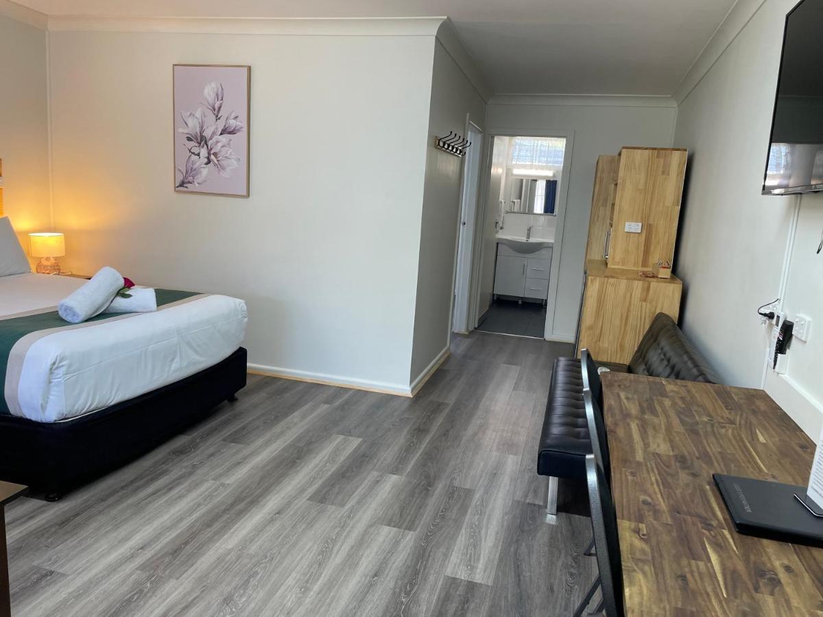 Highway Motor Inn Тарий Екстериор снимка