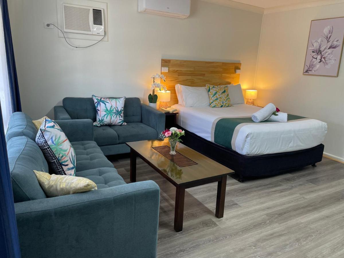 Highway Motor Inn Тарий Екстериор снимка