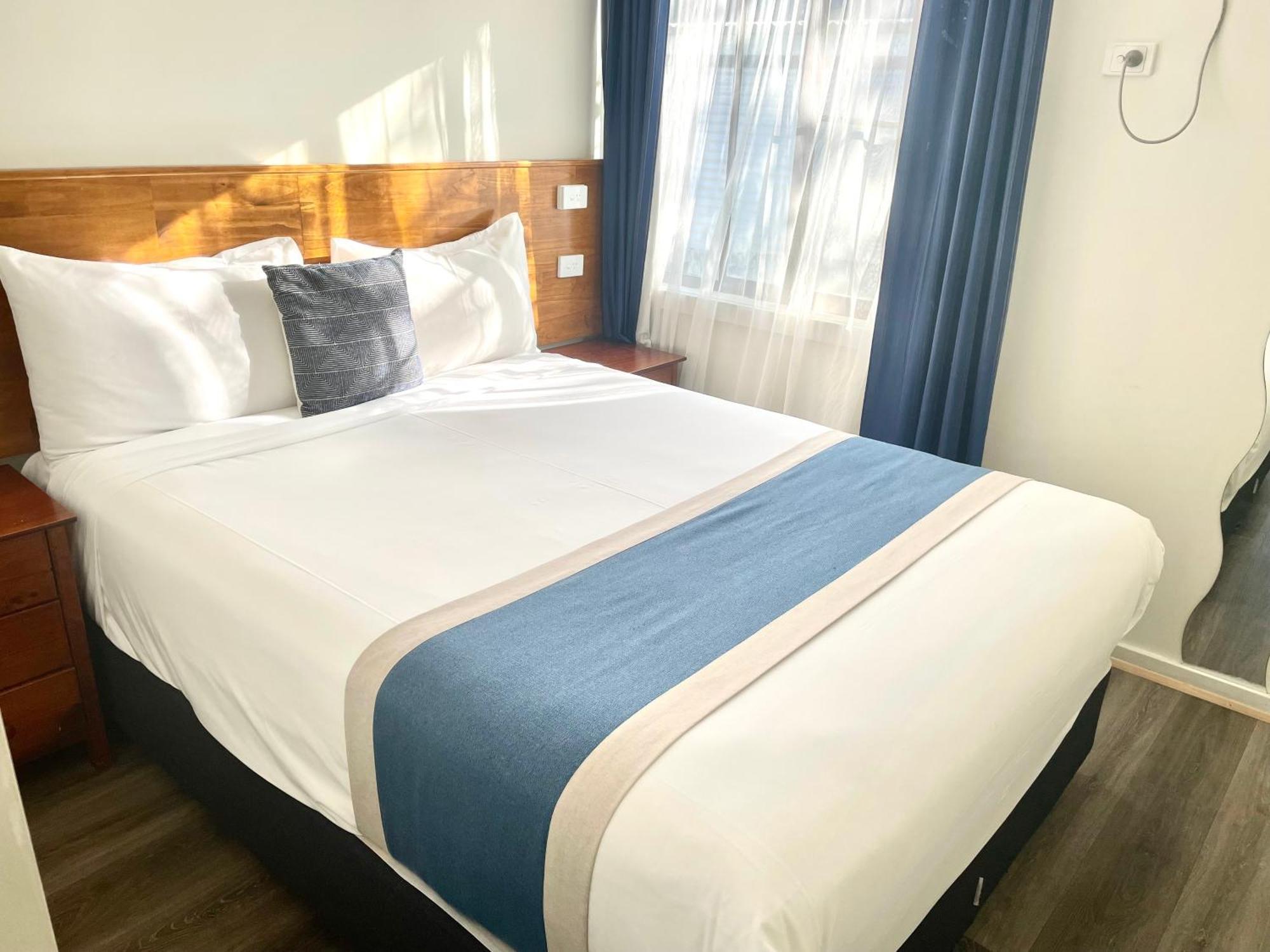 Highway Motor Inn Тарий Екстериор снимка